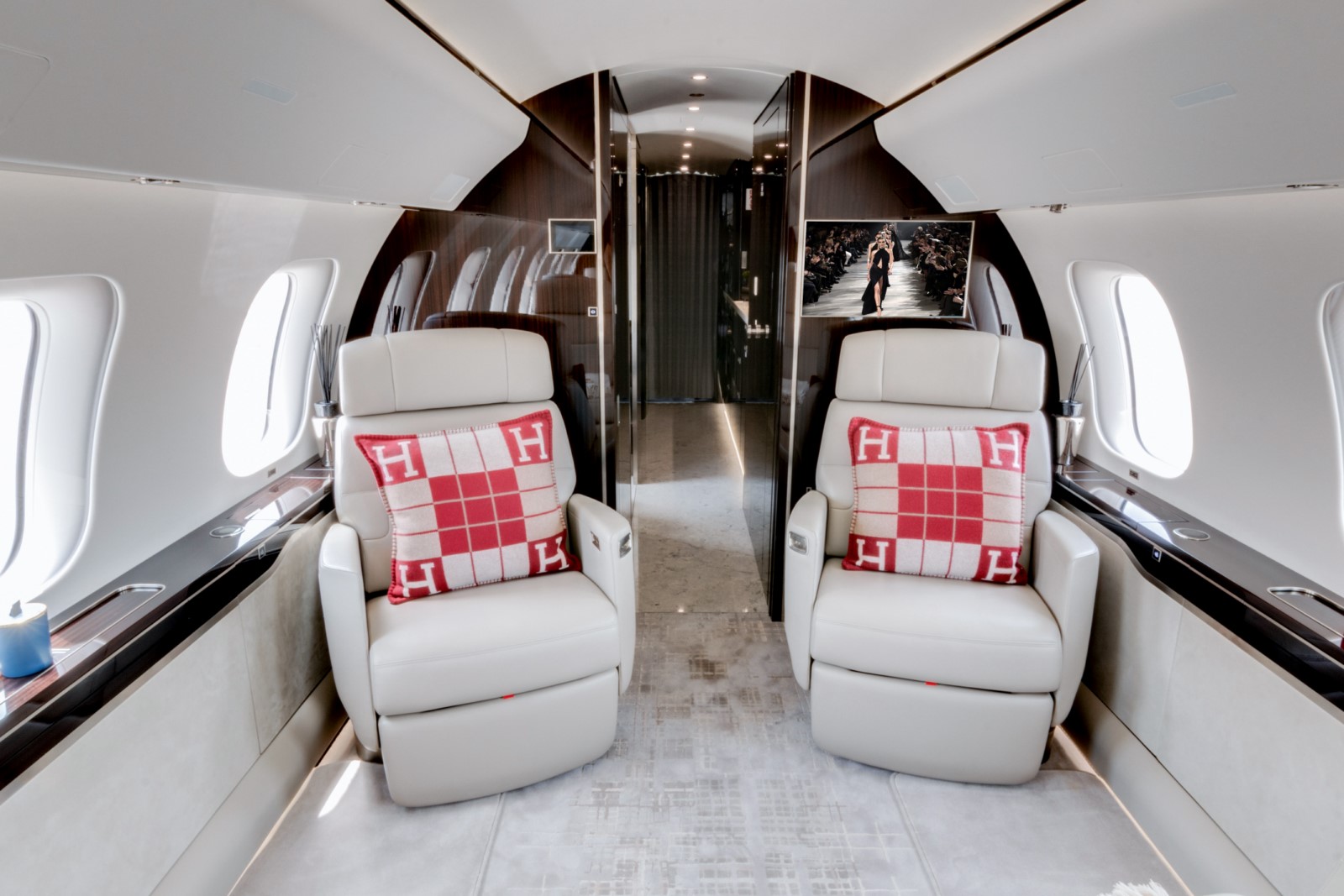 BOMBARDIER GLOBAL 7500 Private Jet Global Jet